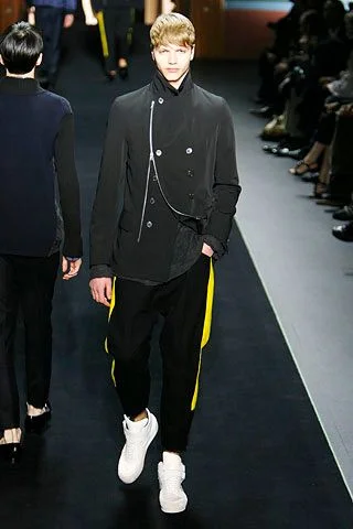 Look 19